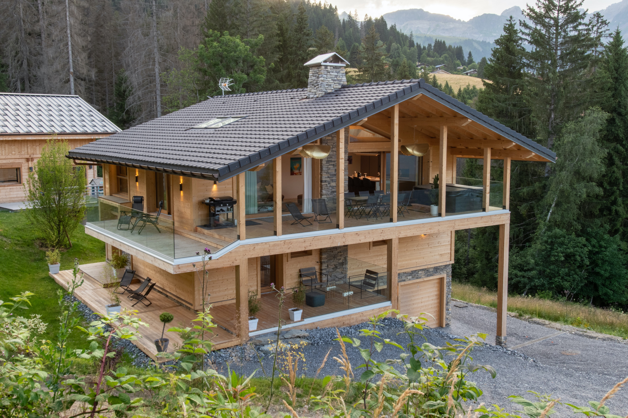 Vue aérienne du Chalet Imperial Alpine à Combloux